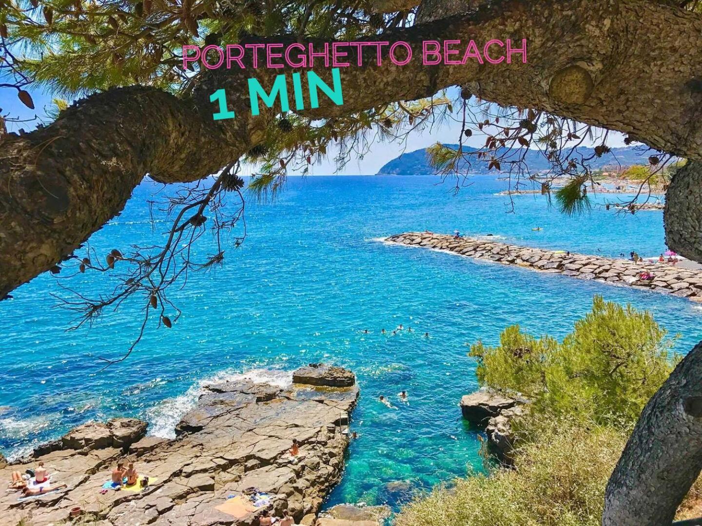 Conca Verde C21- Beach Front Little Villas Pool, Private Jacuzzi Sea View Andora Екстер'єр фото